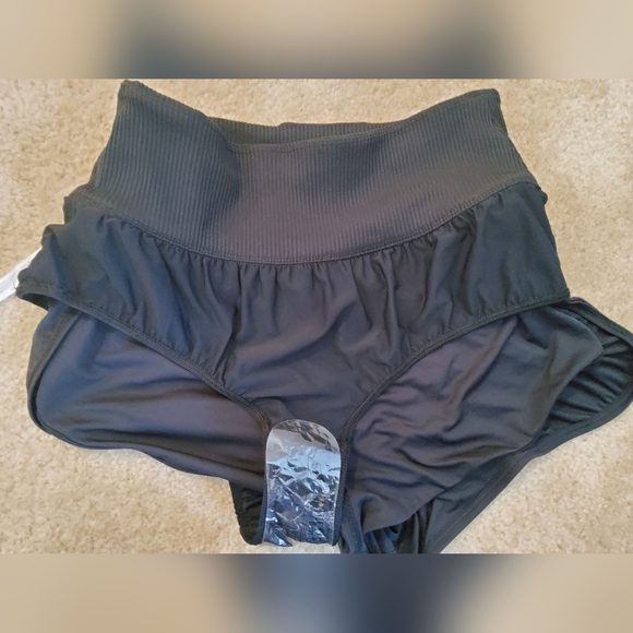 NWOT FP Movement Game Time Shots - Picture 5 of 6